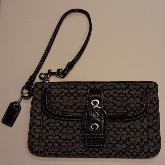 Coach Handbags - Coach Wristlet Purse